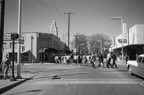 students-marching-to-capitol